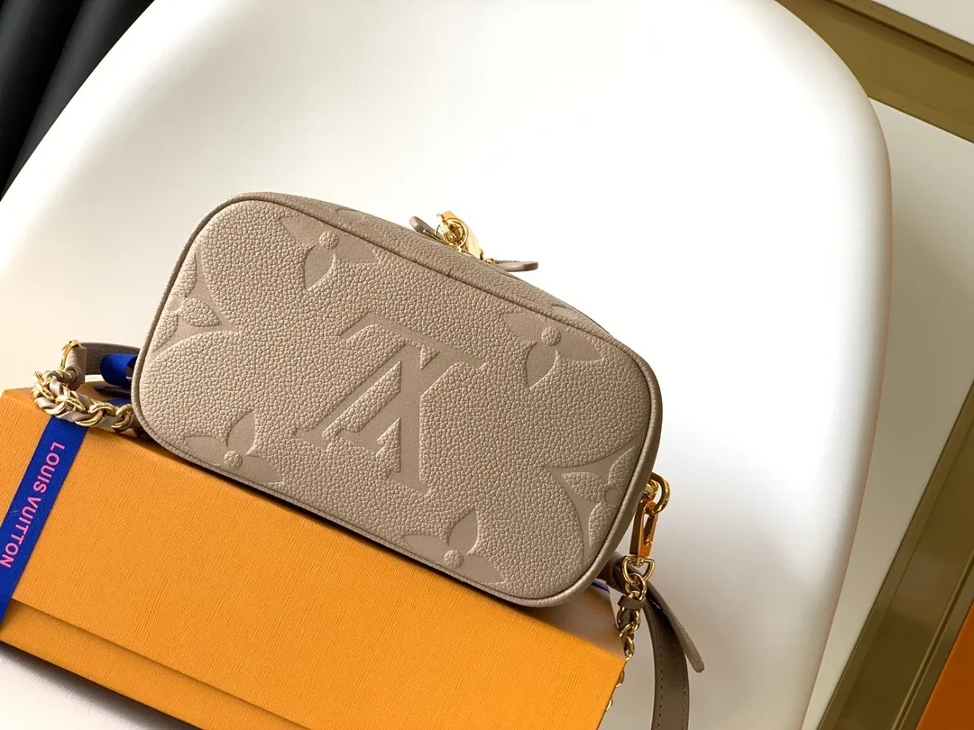 All Categories Official Website "Brand Women's Bags" Women's Bags 💙 LV 2025 New LV Crossbody Bag