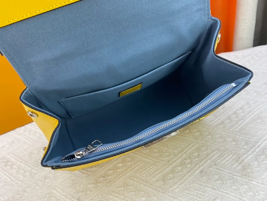 All Categories Official Website "Brand Women's Bags" Women's Bags 💙 LV 2023 New LV Crossbody Bag