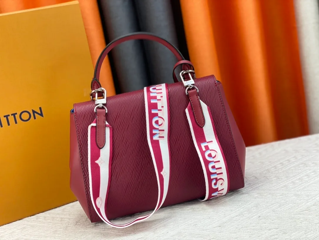 All Categories Official Website "Brand Women's Bags" Women's Bags 💙 LV 2023 New LV Crossbody Bag