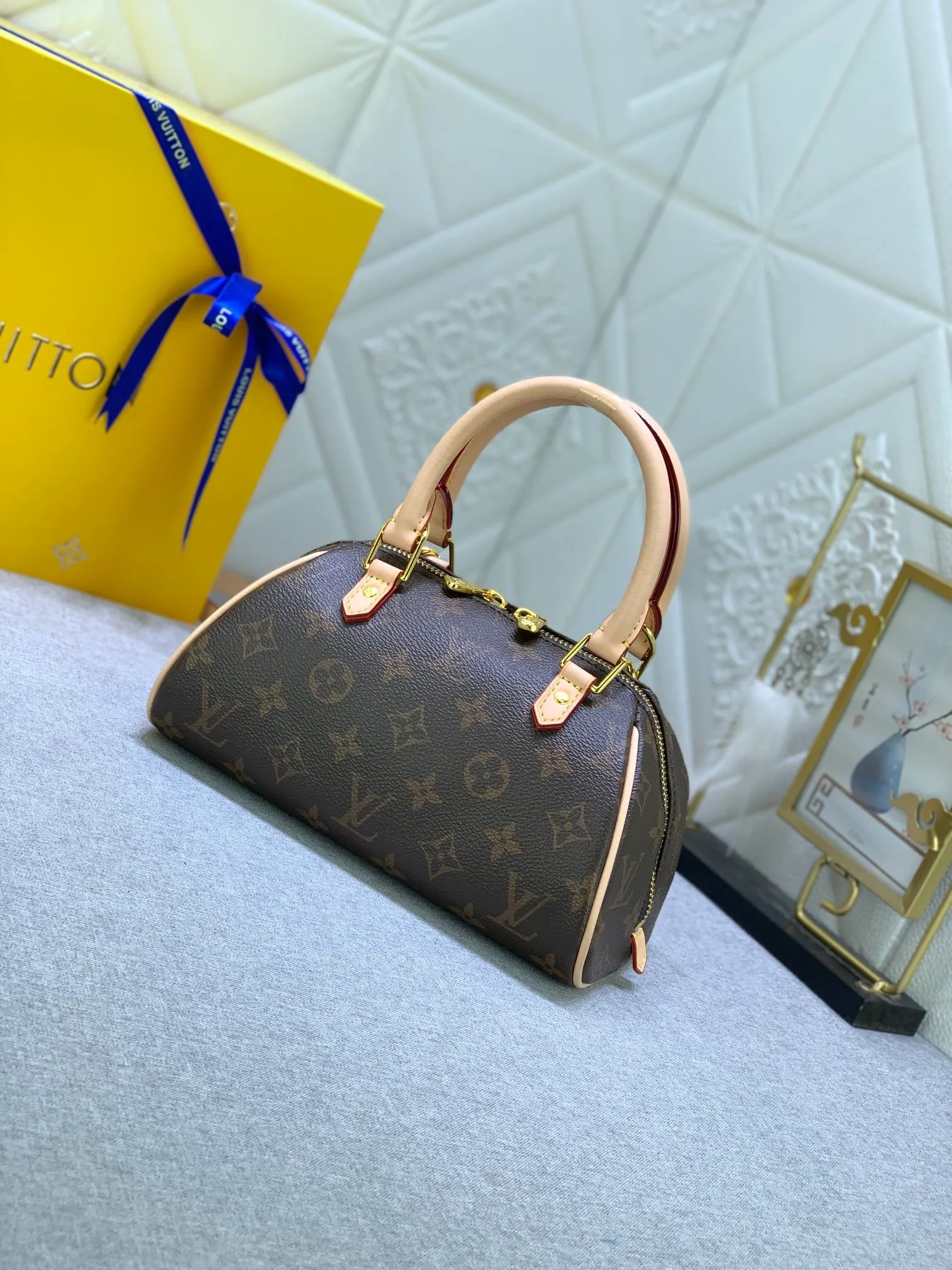 All Categories Official Website "Brand Women's Bags" Women's Bags 💙 LV 2024 New LV Crossbody Bag