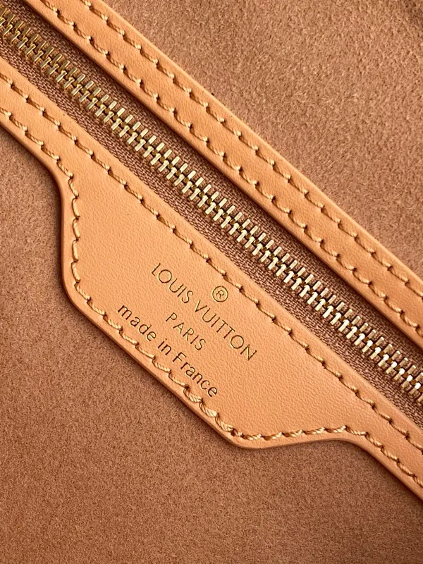 All Categories Official Website "Brand Women's Bags" Women's Bags 💙 LV 2025 New LV Crossbody Bag