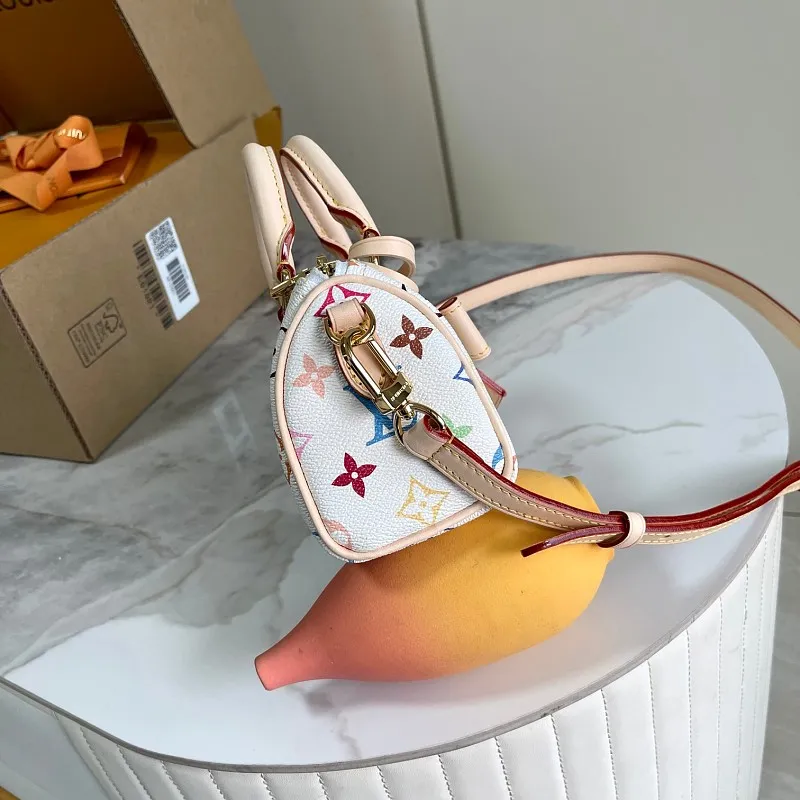 All Categories Official Website "Brand Women's Bags" Women's Bags 💙 LV LV 2026 New Crossbody Shoulder Bag