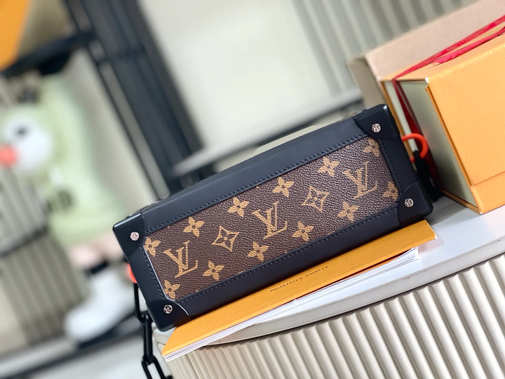 All categories 💚 Authentic bags 💚 LV 2026 new LV top replica clutch bag