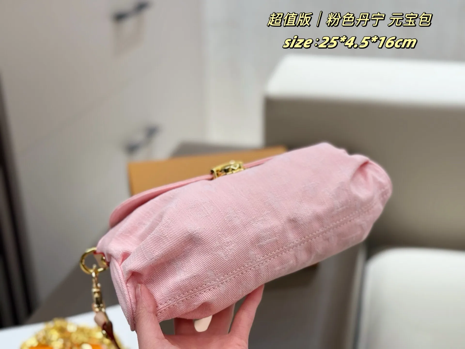 All categories Official website "Brand Women's Bags" Women's Bags 💙 LV 2025 new LV armpit bag