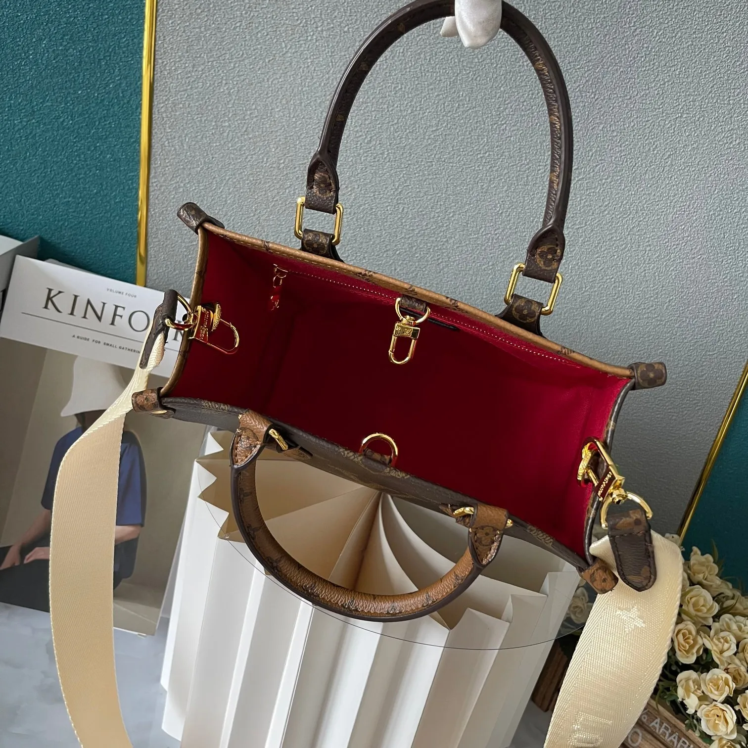 All Categories Official Website "Brand Women's Bags" Women's Bags 💙 LV 2024 New LV Crossbody Bag