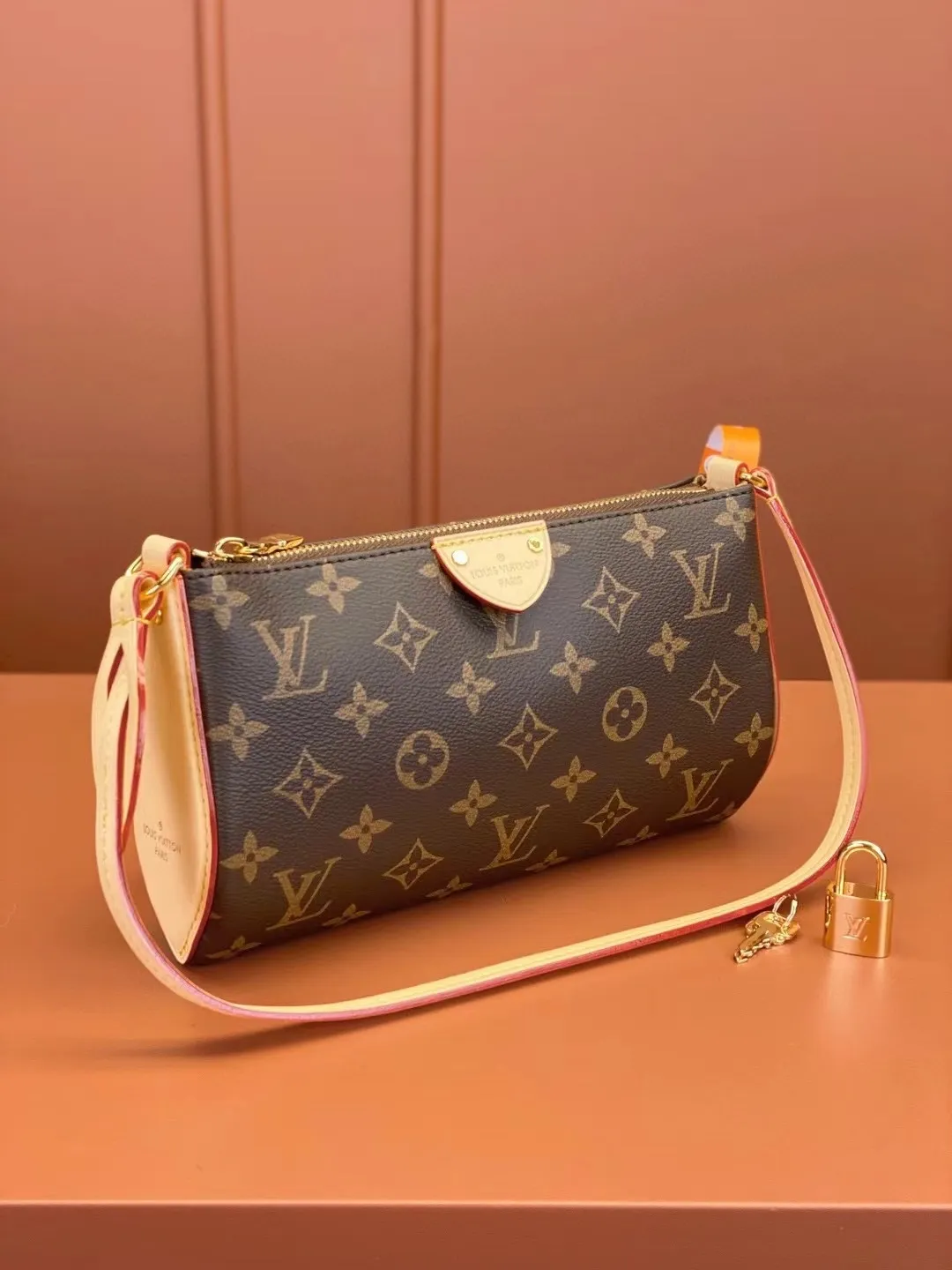 All Categories Official Website "Brand Women's Bags" Women's Bags 💙 LV 2024 Official Website New LV Crossbody Bags