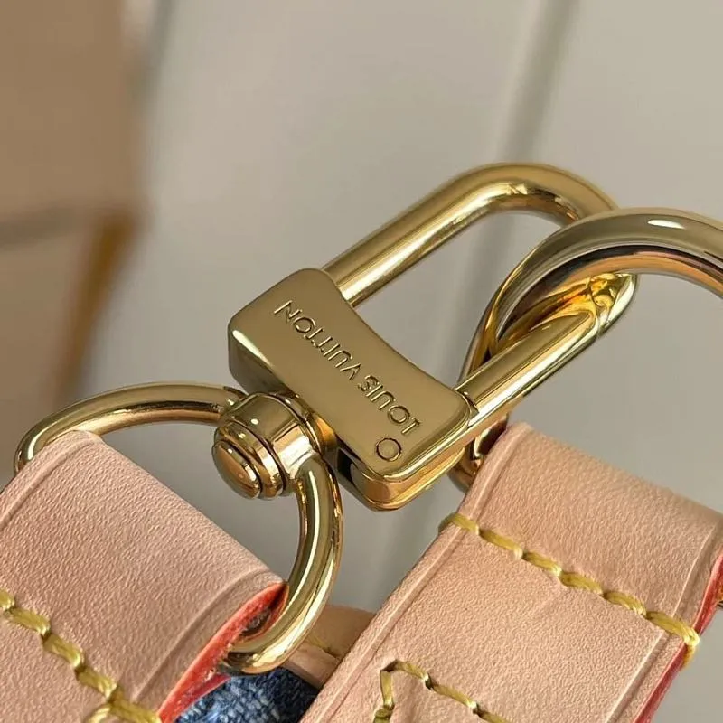 All Categories Official Website "Brand Women's Bags" Women's Bags 💙 LV LV 2026 New Crossbody Shoulder Bag