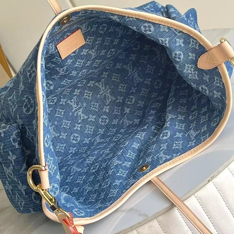 All Categories Official Website "Brand Women's Bags" Women's Bags 💙 LV LV 2026 New Crossbody Shoulder Bag