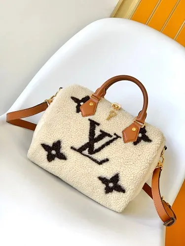 All Categories Official Website "Brand Women's Bags" Women's Bags 💙 LV 2025 New LV Crossbody Bag