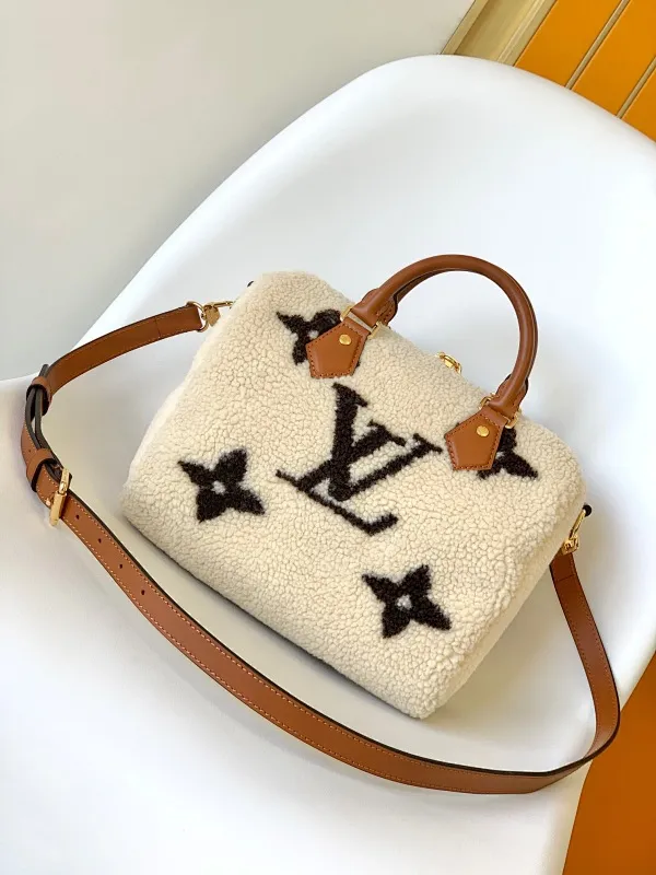 All Categories Official Website "Brand Women's Bags" Women's Bags 💙 LV 2025 New LV Crossbody Bag