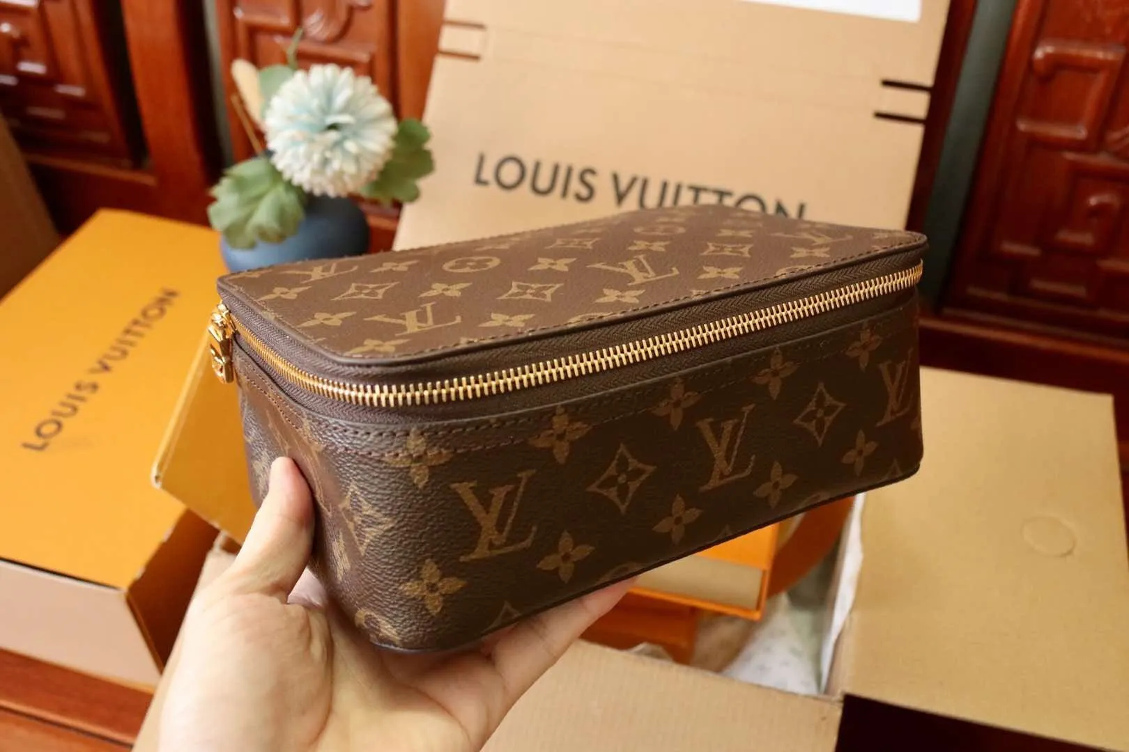 All Categories Official Website "Brand Women's Bags" Women's Bags 💙 LV 2025 New LV Storage Bag