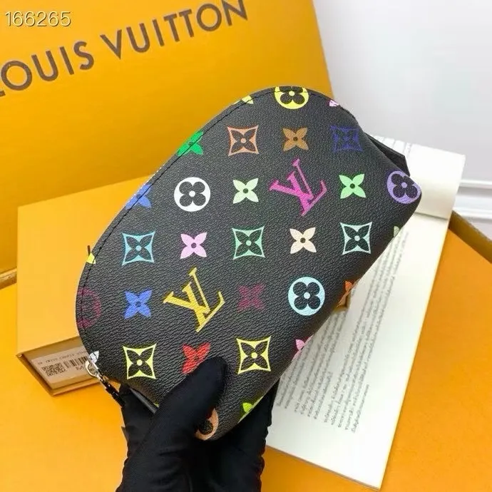 All Categories Official Website "Brand Women's Bags" Women's Bags 💙 LV 2026 New LV Cosmetic Bag