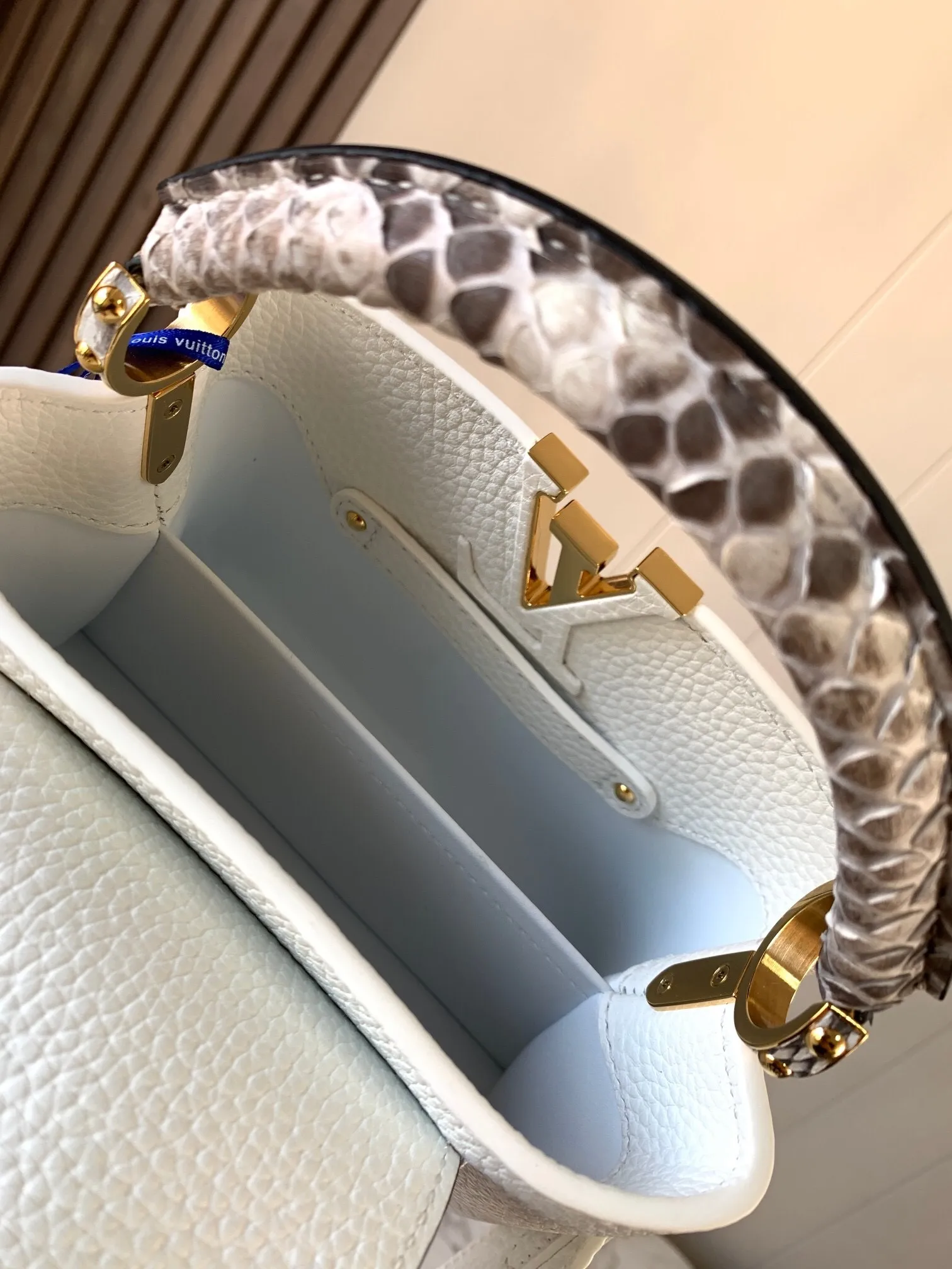 All categories 💚 Authentic bags 💚 LV 2024 official website new LV crossbody bag