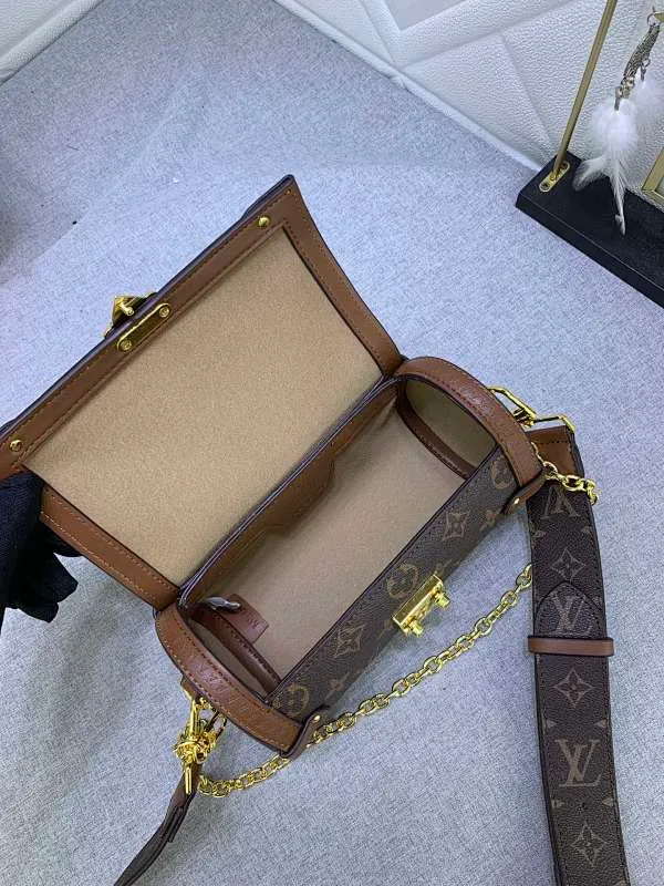 All categories Official website "Brand Women's Bags" Women's bags 💙 LV upgraded original barrel bag Papillon BB handbag prefall 2021 autumn and winter series new Papillon trunk toile monogram handbag chooses Monogra with Monogram print