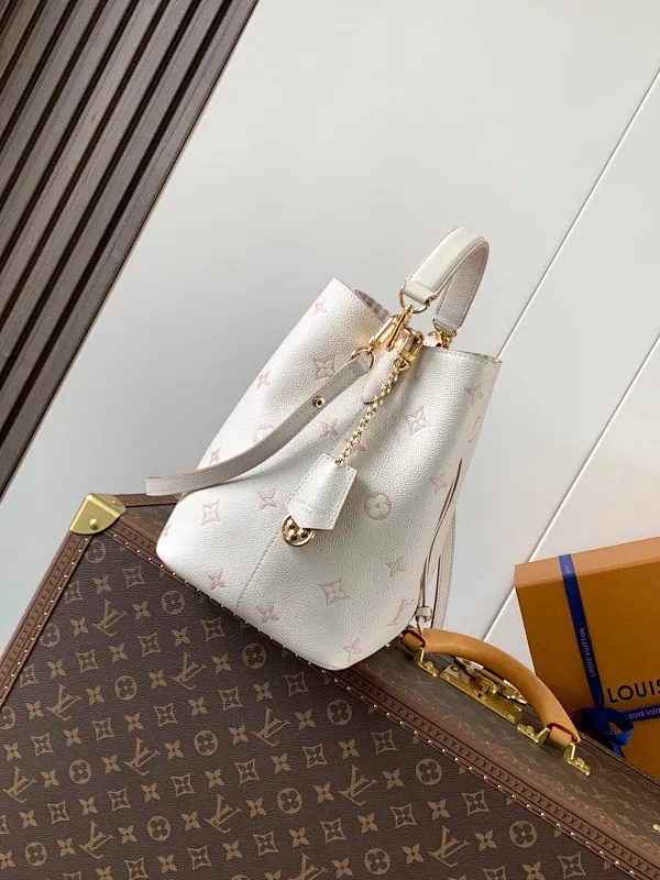 All Categories Official Website "Brand Women's Bags" Women's Bags 💙 LV 2025 New LV Crossbody Bag