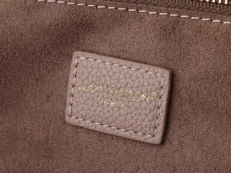 All Categories Official Website "Brand Women's Bags" Women's Bags 💙 LV 2025 New LV Crossbody Bag