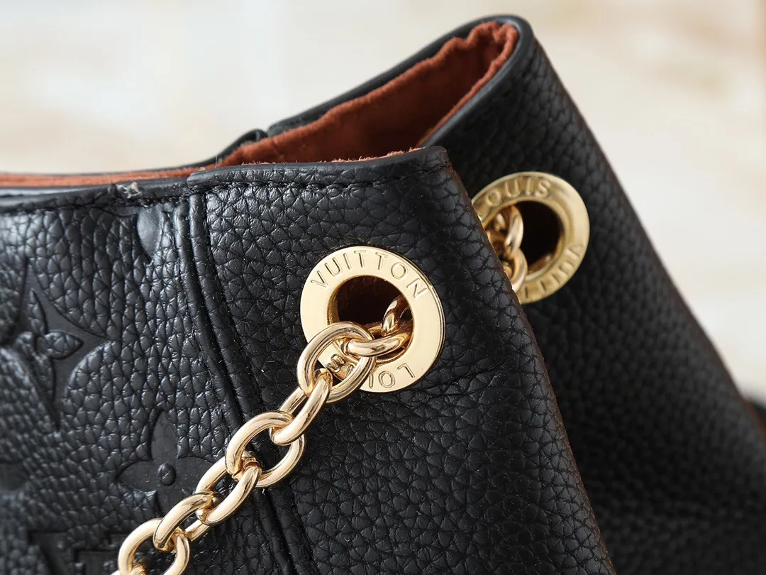 All Categories Official Website "Brand Women's Bags" Women's Bags 💙 LV 2025 New LV Crossbody Bag