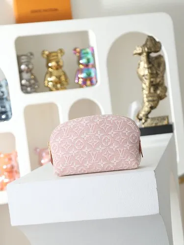 All Categories Official Website "Brand Women's Bags" Women's Bags 💙 LV 2026 New LV Cosmetic Bag