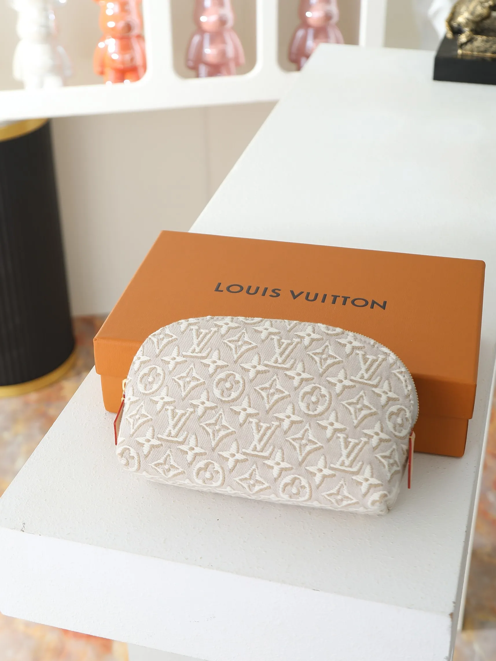 All Categories Official Website "Brand Women's Bags" Women's Bags 💙 LV 2026 New LV Cosmetic Bag