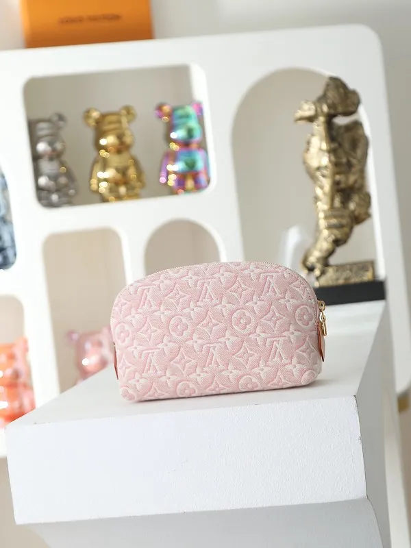 All Categories Official Website "Brand Women's Bags" Women's Bags 💙 LV 2026 New LV Cosmetic Bag