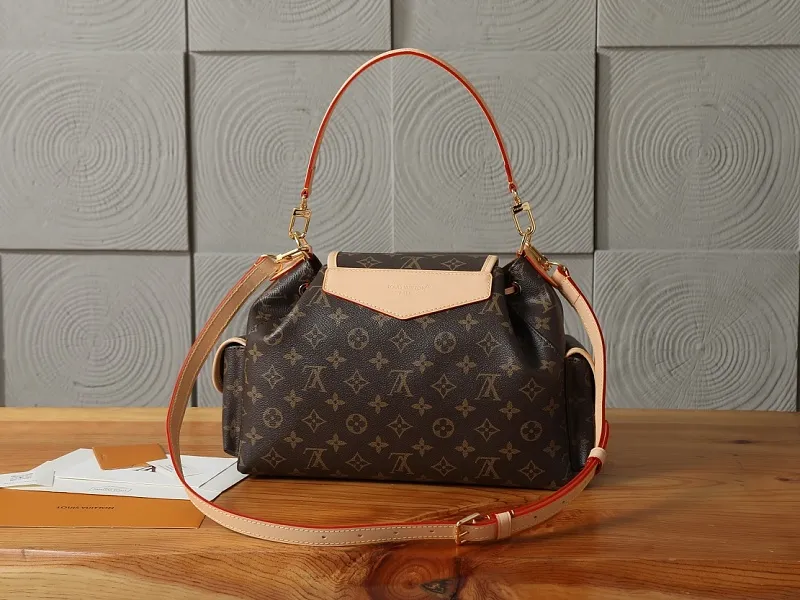 All Categories Official Website "Brand Women's Bags" Women's Bags 💙 LV LV 2026 New Crossbody Shoulder Bag