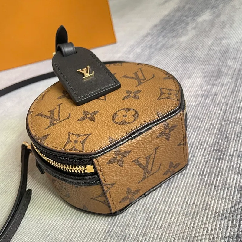 All Categories Official Website "Brand Women's Bags" Women's Bags 💙 LV 2026 New LV Crossbody Bag