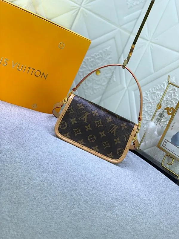All Categories Official Website "Brand Women's Bags" Women's Bags 💙 LV 2024 New LV Crossbody Bag