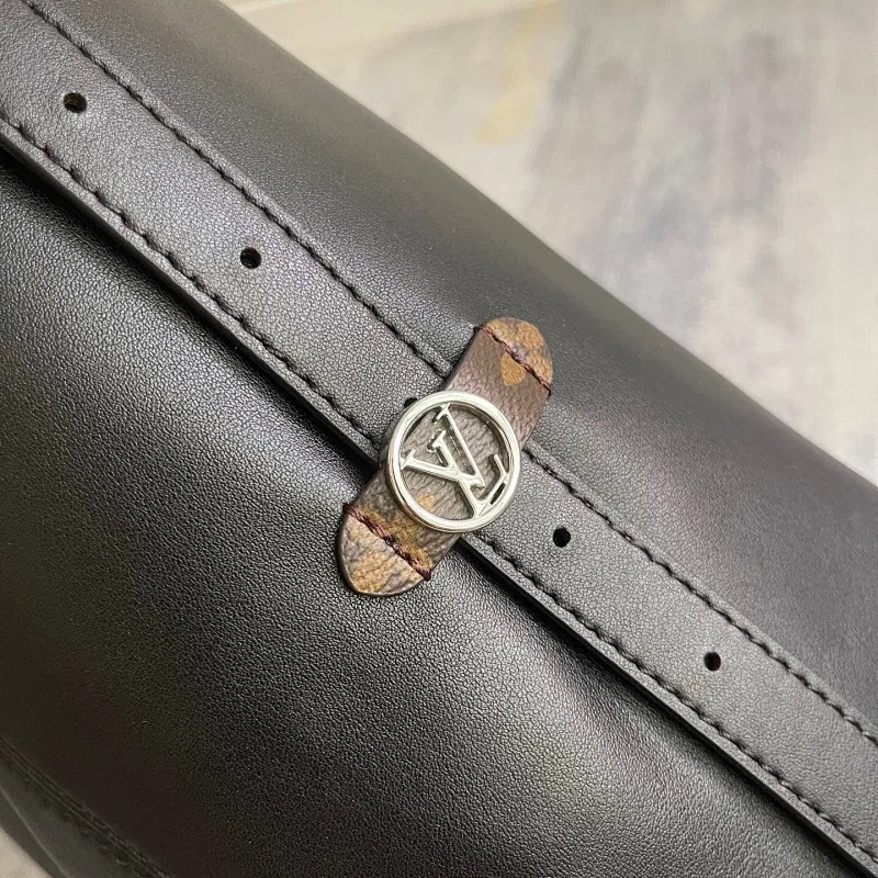 All Categories Official Website "Brand Women's Bags" Women's Bags 💙 LV 2025 New LV Crossbody Bag