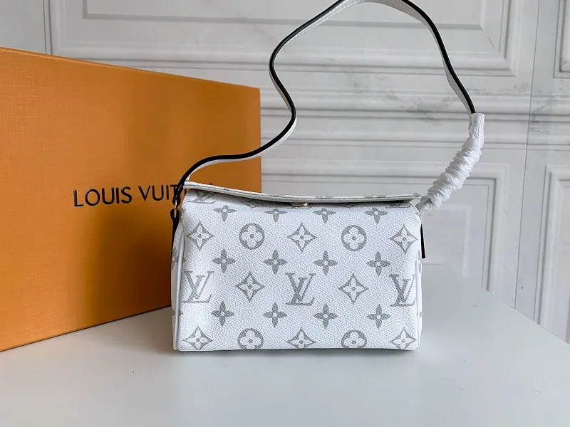 All Categories Official Website "Brand Women's Bags" Women's Bags 💙 LV 2026 New LV Crossbody Bag