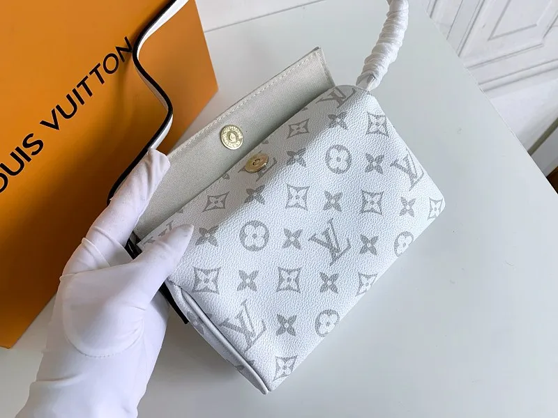 All Categories Official Website "Brand Women's Bags" Women's Bags 💙 LV 2026 New LV Crossbody Bag