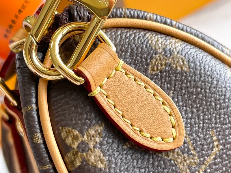 All Categories 💚 Authentic Grade Bags 💚 LV 2026 New LV Top Replica Crossbody Shoulder Bag
