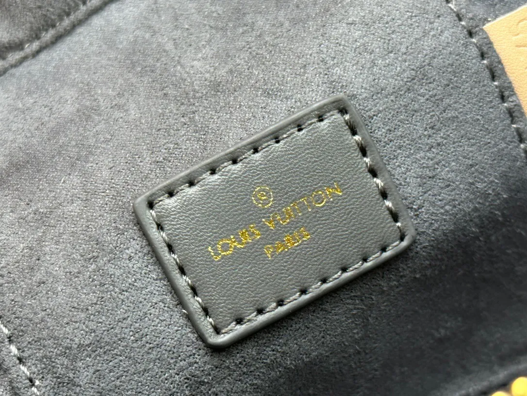 All Categories Official Website "Brand Women's Bags" Women's Bags 💙 LV 2024 New LV Crossbody Bag