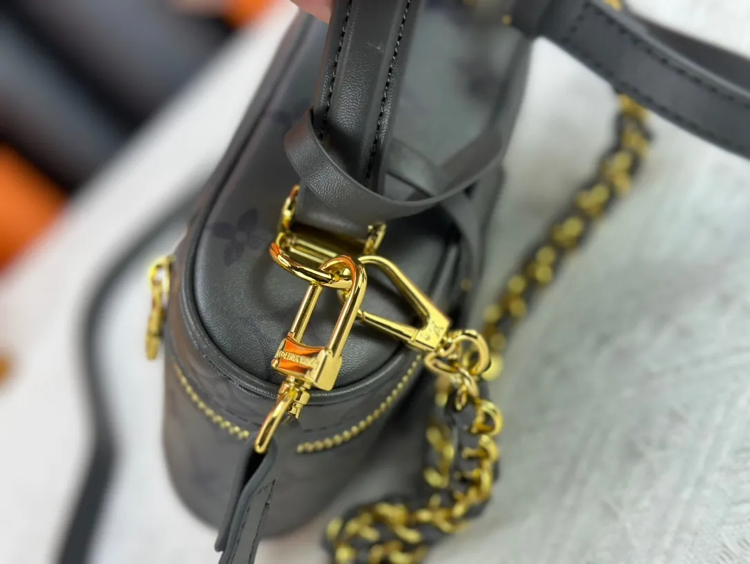 All Categories Official Website "Brand Women's Bags" Women's Bags 💙 LV 2024 New LV Crossbody Bag