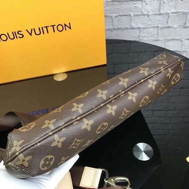 All categories Official website "Brand Women's Bags" Women's Bags 💙 LV fine imitation LV, high imitation LV bags, LV crossbody bags, 2023 official latest version LV crossbody bags, LV bag factory, recommended bags, size: 30-26CM