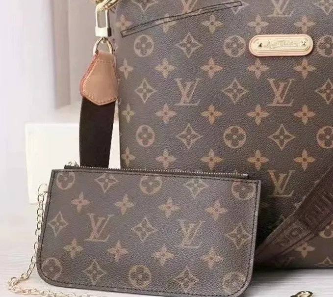 All categories Official website "Brand Women's Bags" Women's Bags 💙 LV fine imitation LV, high imitation LV bags, LV crossbody bags, 2023 official latest version LV crossbody bags, LV bag factory, recommended bags, size: 30-26CM