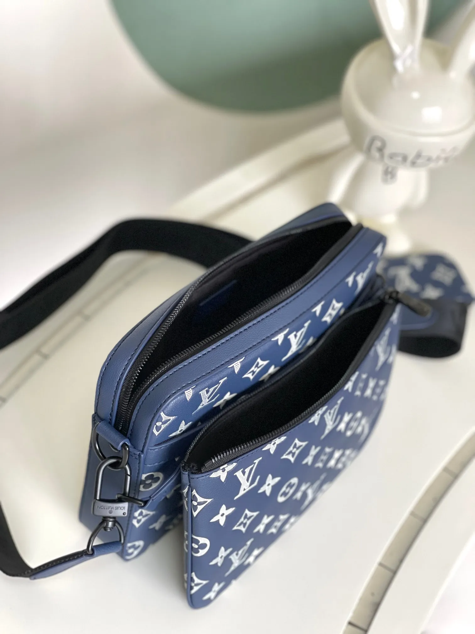 All Categories Official Website "Brand Women's Bags" Women's Bags 💙 LV 2026 New LV Crossbody Bag