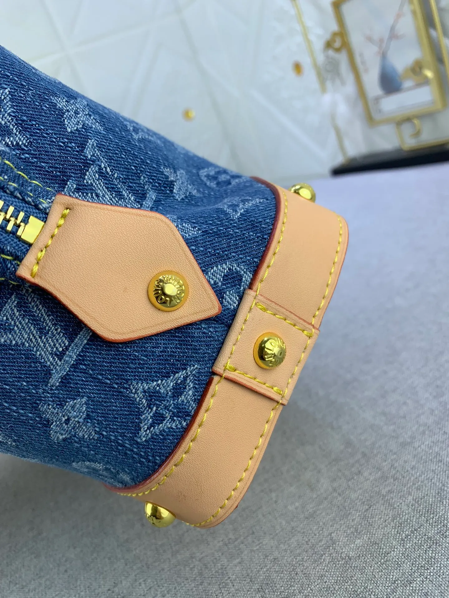 All Categories Official Website "Brand Women's Bags" Women's Bags 💙 LV 2024 New LV Cosmetic Bag