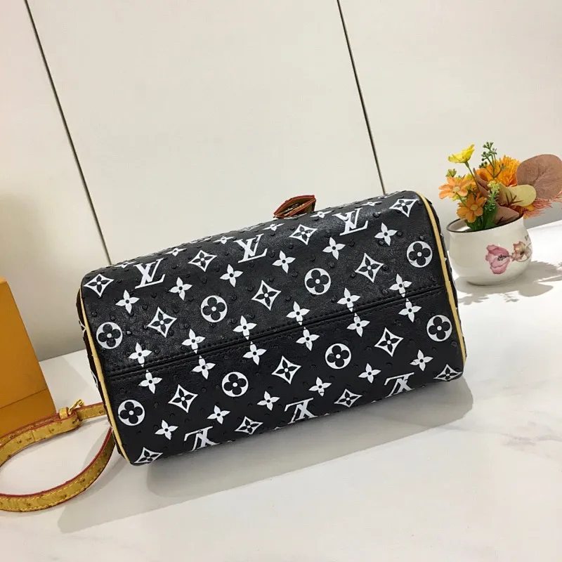 All Categories Official Website "Brand Women's Bags" Women's Bags 💙 LV 2025 New LV Crossbody Bag