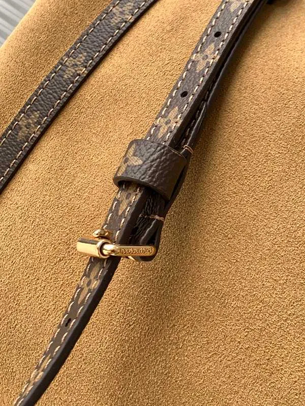 All Categories Official Website "Brand Women's Bags" Women's Bags 💙 LV 2026 Official Website New LV Crossbody Bag