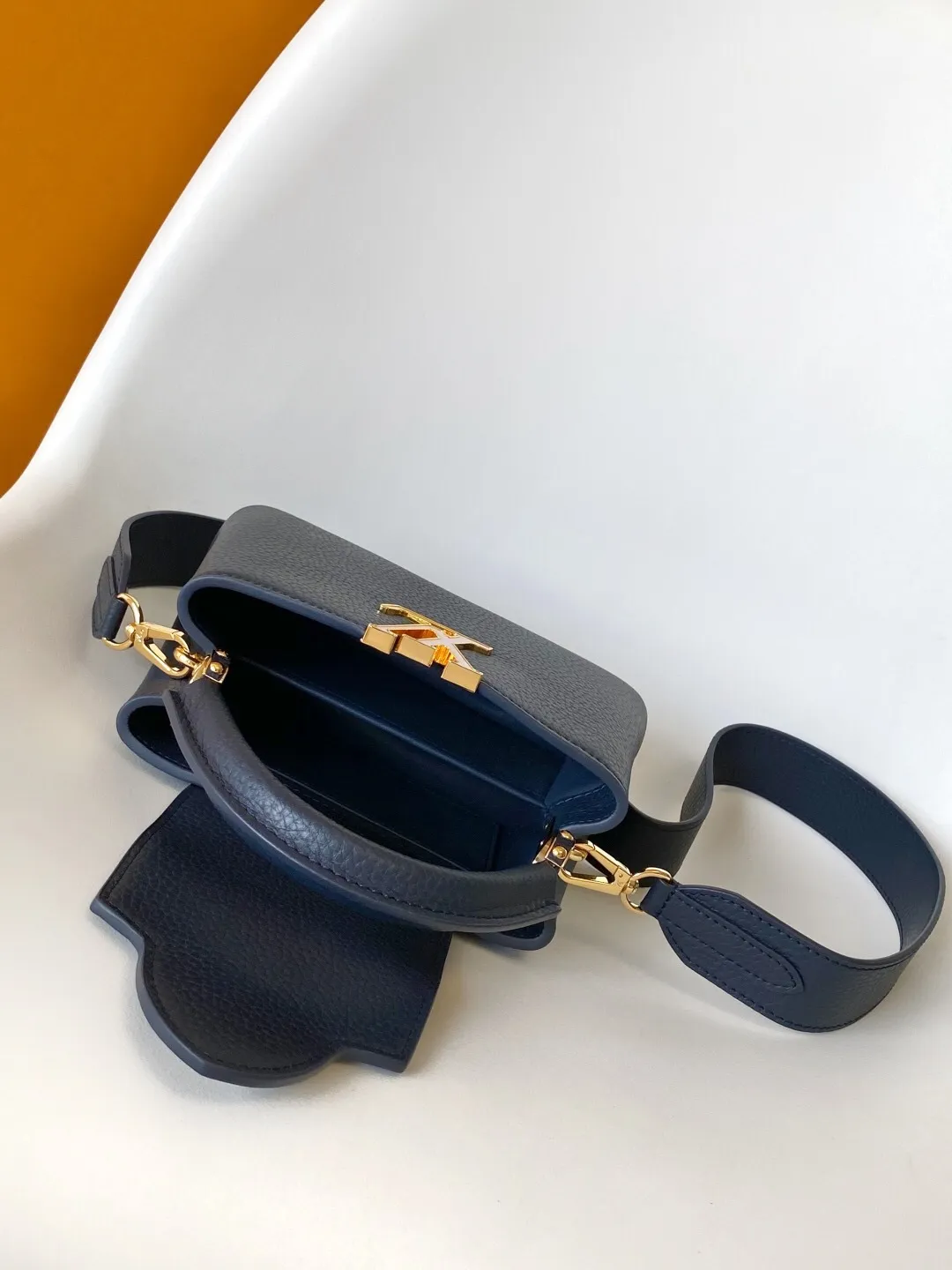 All Categories Official Website "Brand Women's Bags" Women's Bags 💙 LV 2025 New LV Crossbody Bag