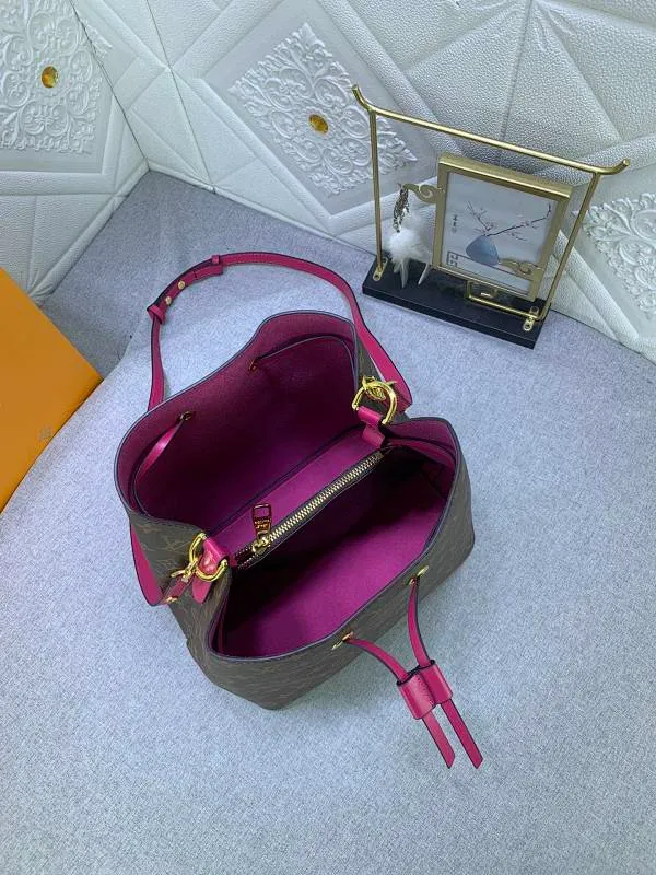 All Categories Official Website "Brand Women's Bags" Women's Bags 💙 LV 2024 New LV Crossbody Bag