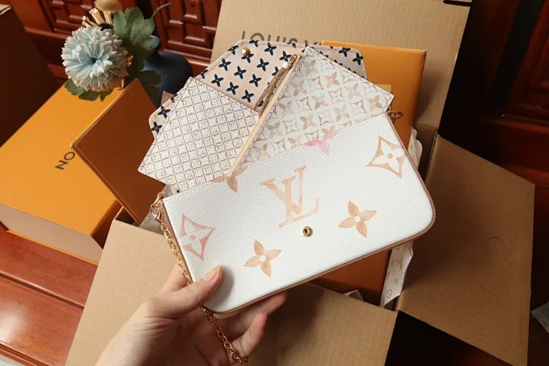 All Categories Official Website "Brand Women's Bags" Women's Bags 💙 LV 2024 New LV Crossbody Bag