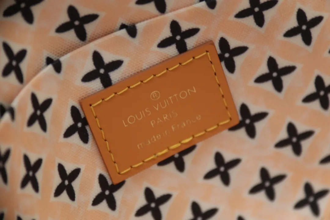 All Categories Official Website "Brand Women's Bags" Women's Bags 💙 LV 2024 New LV Crossbody Bag