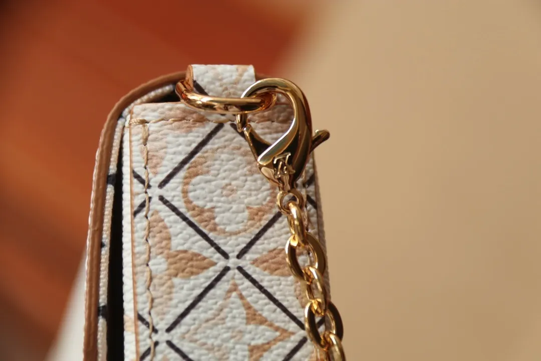 All Categories Official Website "Brand Women's Bags" Women's Bags 💙 LV 2024 New LV Crossbody Bag