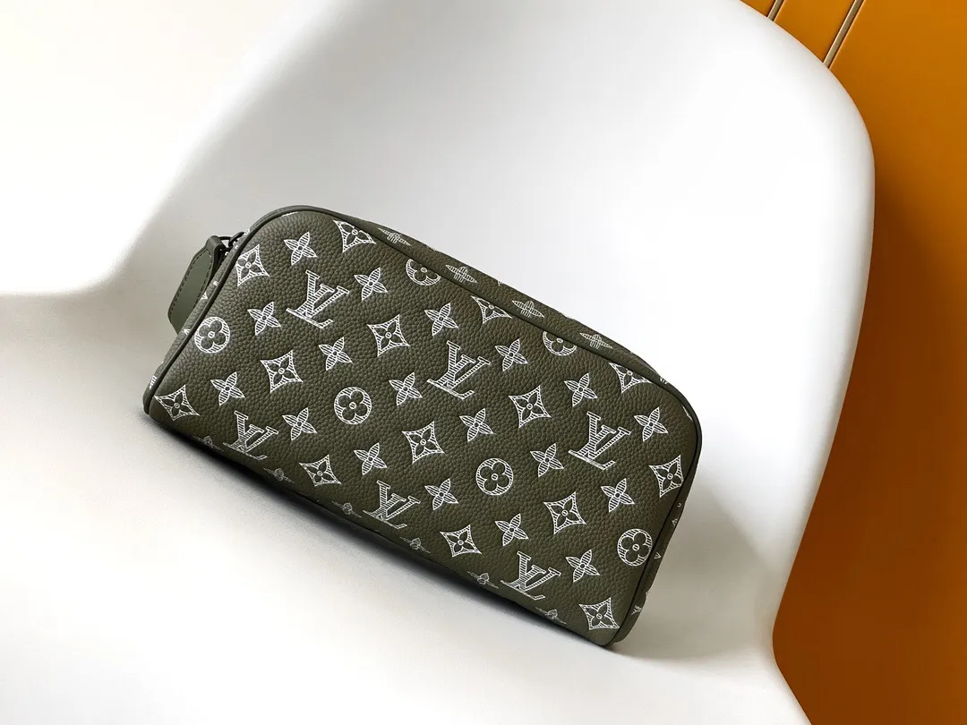 All Categories Official Website "Brand Women's Bags" Women's Bags 💙 LV 2025 New LV Cosmetic Bag