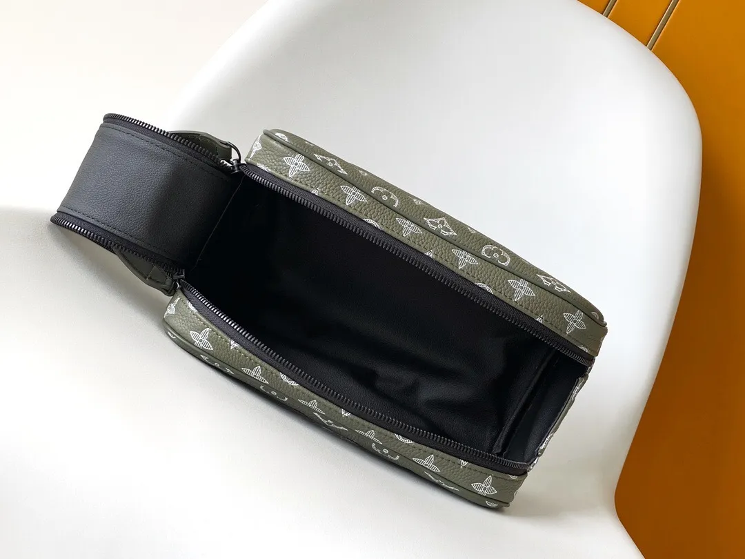All Categories Official Website "Brand Women's Bags" Women's Bags 💙 LV 2025 New LV Cosmetic Bag