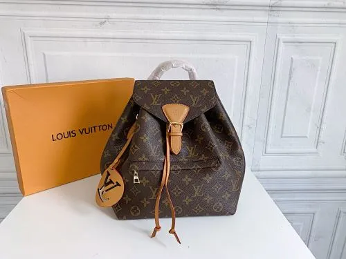 All categories Official website "Brand Women's Bags" Women's Bags 💙 LV 2022 official new LV backpack wholesale 58001600 High quality Size: 27.5-33-14 CM
