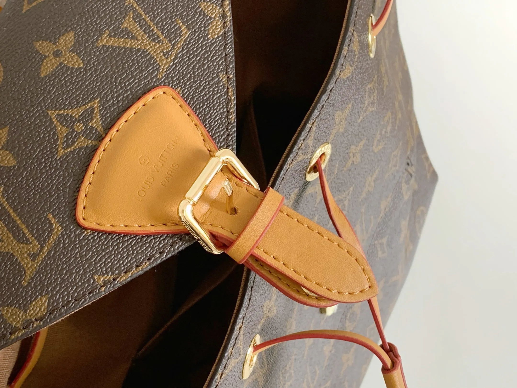 All categories Official website "Brand Women's Bags" Women's Bags 💙 LV 2022 official new LV backpack wholesale 58001600 High quality Size: 27.5-33-14 CM