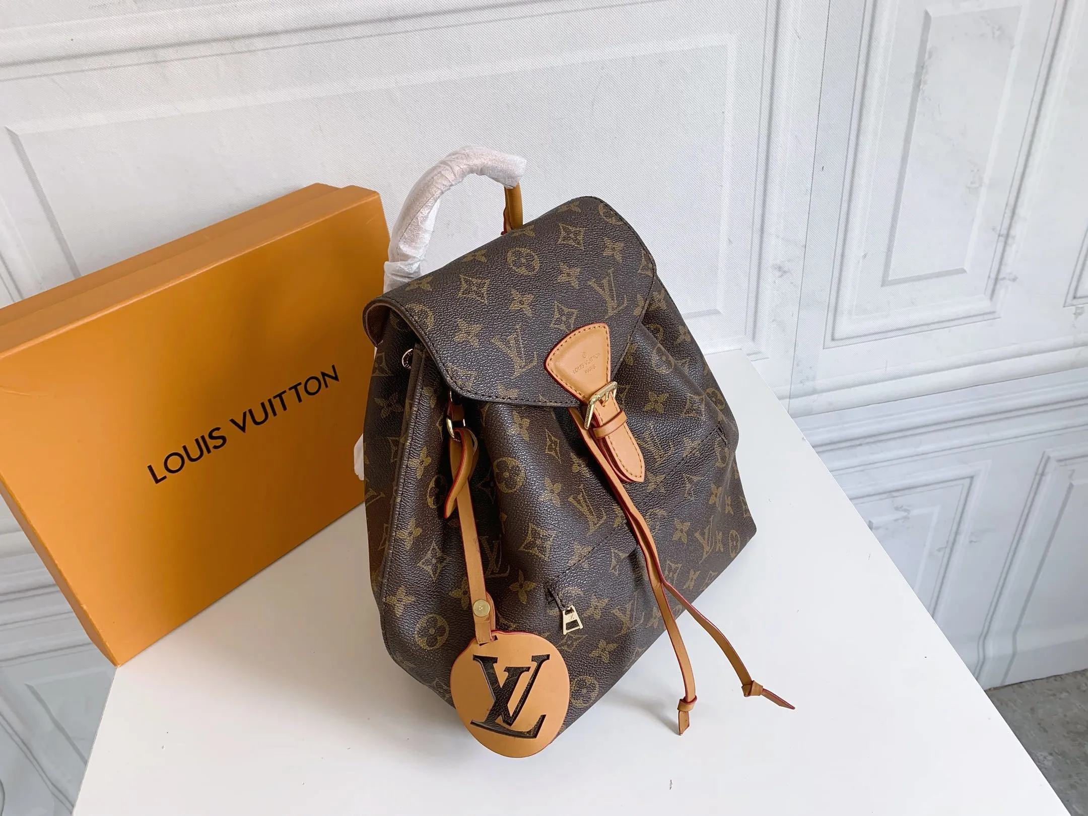 All categories Official website "Brand Women's Bags" Women's Bags 💙 LV 2022 official new LV backpack wholesale 58001600 High quality Size: 27.5-33-14 CM