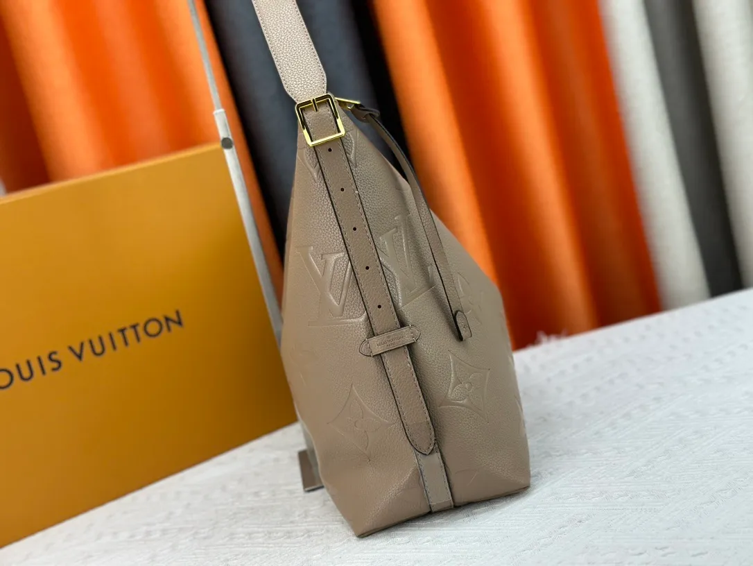 All Categories Official Website "Brand Women's Bags" Women's Bags 💙 LV 2024 Official Website New LV Crossbody Bags